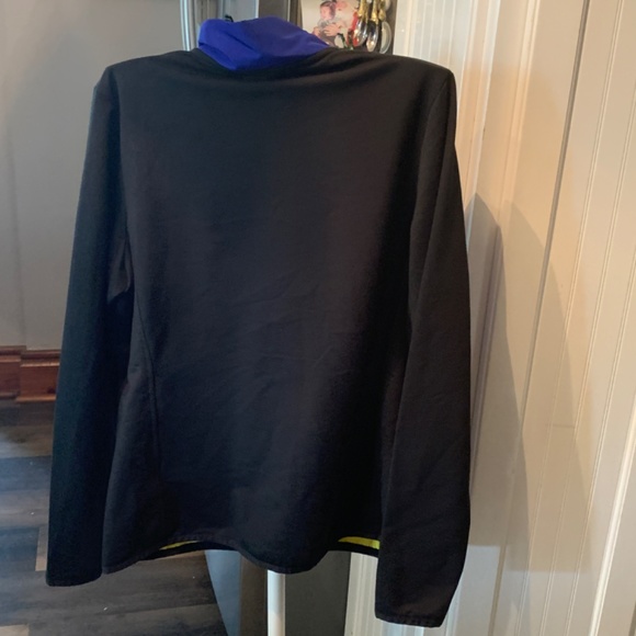 Lauren Active by Ralph Lauren quilted jacket. Barely worn. 145 retail - Picture 5 of 6